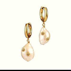NWT Baroque Pearls  &  Cubic Zirconias hoops Earrings, 18K GF.